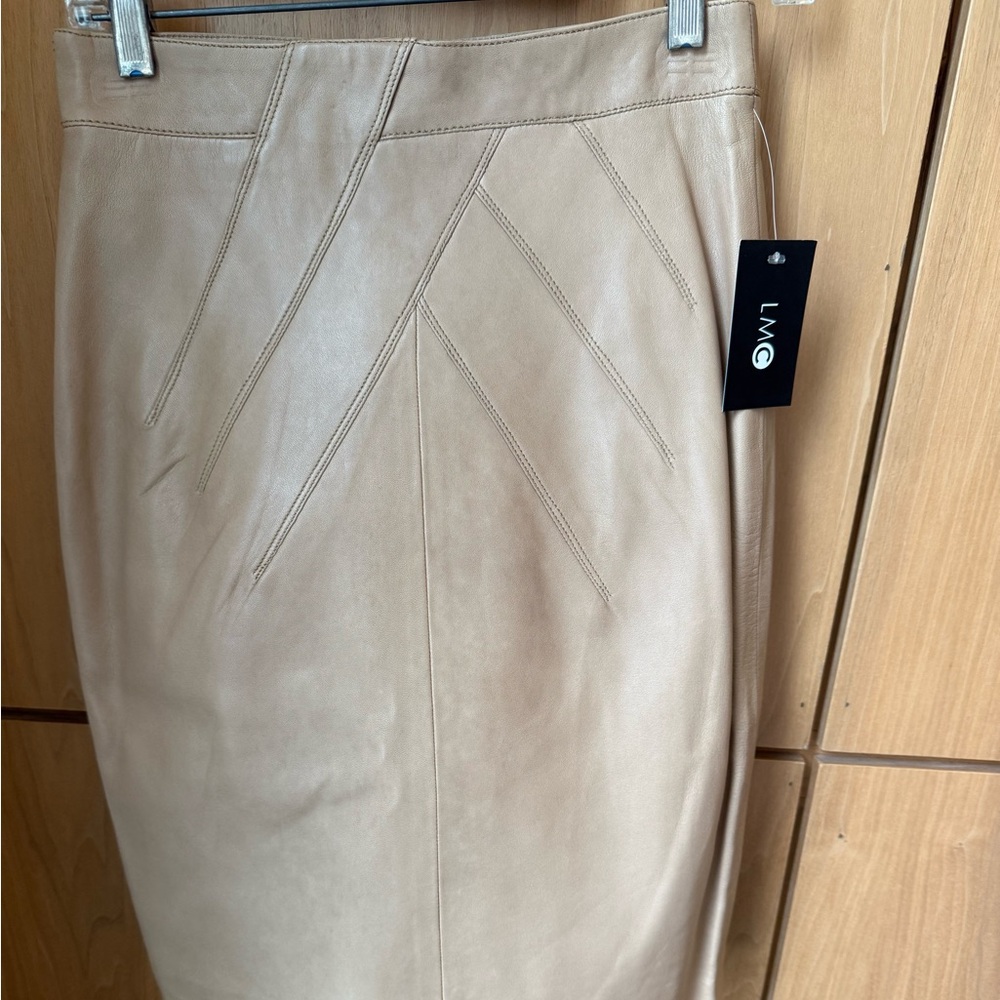 NWT LM STUDIO Beige Leather Pencil Skirt in Women’s Size 4